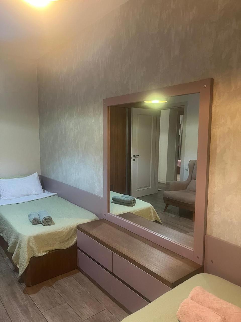 Apartamento Panorama Khiliani Tiflis Exterior foto